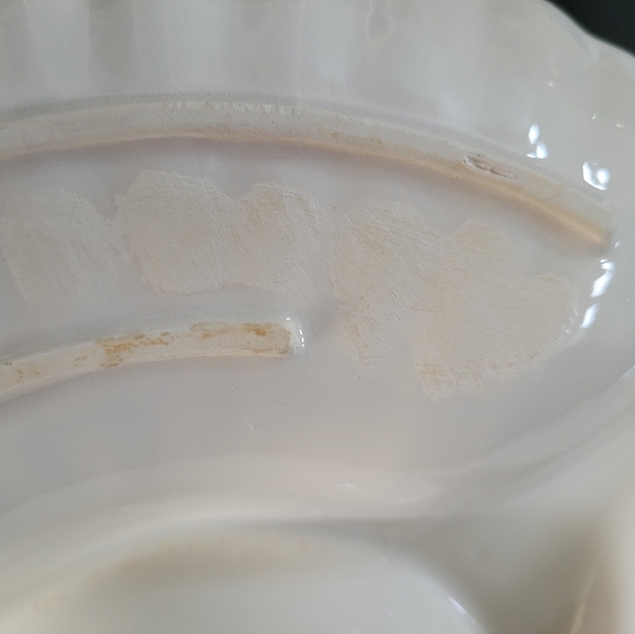 Vintage Farmhouse white ceramic Shell Design Serving Platter - Picture 13 of 16